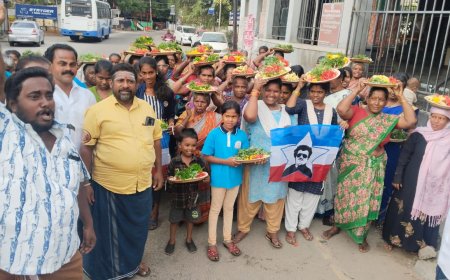 திருச்சியில் பூத்தட்டு ஏந்தி உற்சாக கொண்டாட்டம்