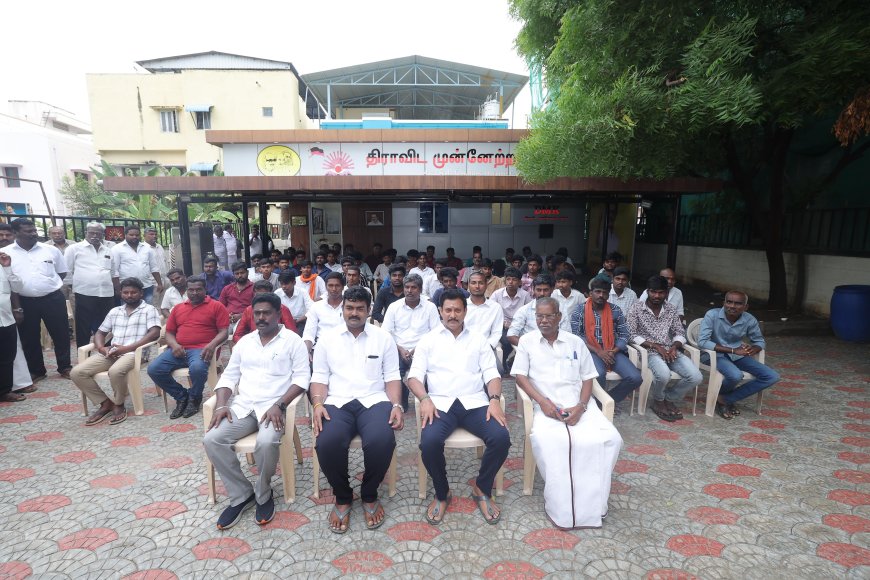 அமைச்சர் மகேஷ் முன்னிலையில் திமுகவில் இணைந்த தவெக தொண்டர்கள்