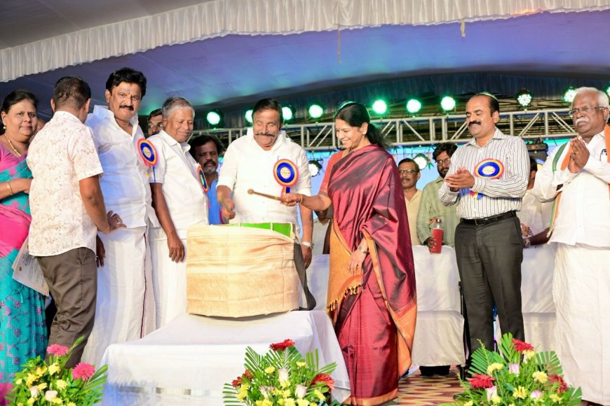 நாட்டுப்புறக் கலைகளைப் புரிந்துகொண்டால்தான் தமிழர்களின் வாழ்வியலும் அதன் பெருமையும் புரிந்துகொள்ள முடியும் - கனிமொழி  எம்.பி.