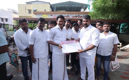திருச்சி அதிமுக நிர்வாகிகள் 200 பேர் அமைச்சர் மகேஷ் முன்னிலையில் திமுகவில் ஐக்கியம்