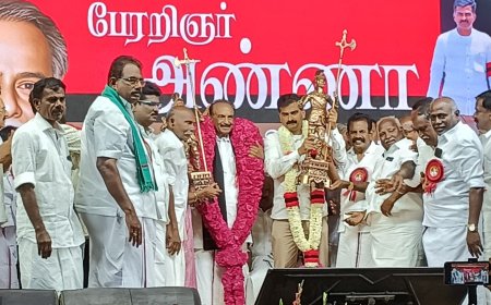 முதல்வர் ஸ்டாலின்,  அறிவித்த வாக்குறுதிகளை நிறைவேற்ற முடியாததற்கு காரணம் குறுக்கே சுவர் எழுப்பி தடுத்து கொண்டுள்ளது ஒன்றிய அரசு தான் - திருச்சி மதிமுக மாநாட்டில் வைகோ