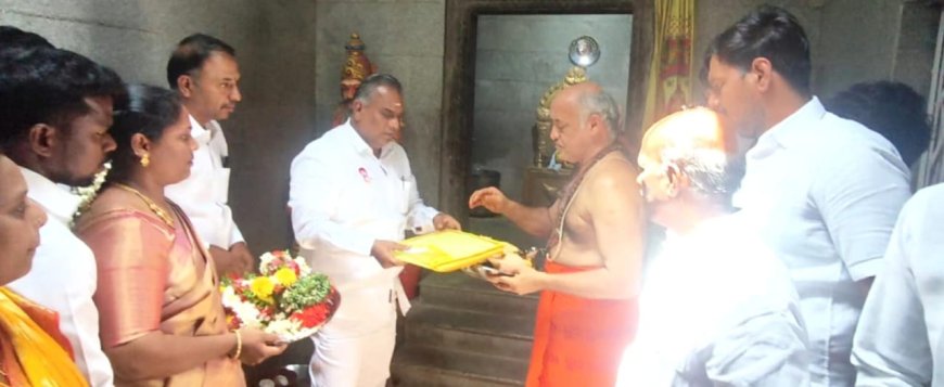 விஜய் பரப்புரைக்கு அனுமதி கோரி மனு அளித்த புஸ்லி ஆனந்த்; விடுதி கிடைப்பதில் இழுபறி; கமிஷனர் அலுவலகத்தில் தள்ளுமுள்ளு