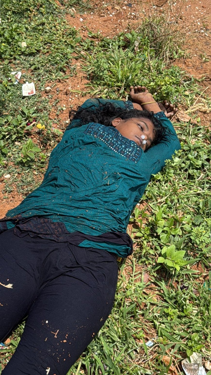 தஞ்சையில் நெஞ்சை பதற வைத்த சம்பவம்; ஒரே குடும்பத்தைச் சேர்ந்த 4 பேர் ஆற்றில் குதித்து தற்கொலை