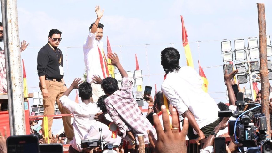 பேசும் இடங்களைத் தவிர மற்ற இடங்களில் விஜய் பிரசார வாகனத்தை விட்டு வெளியே வரக் கூடாது- கடும் கட்டுப்பாடுகளை விதித்த காவல்துறை