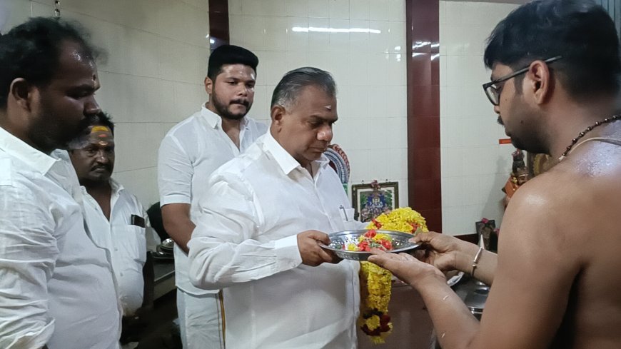 விஜய் நாளை திருச்சியில் பிரச்சாரம்; புஸ்லி ஆனந்த் கோவிலில் வழிபாடு
