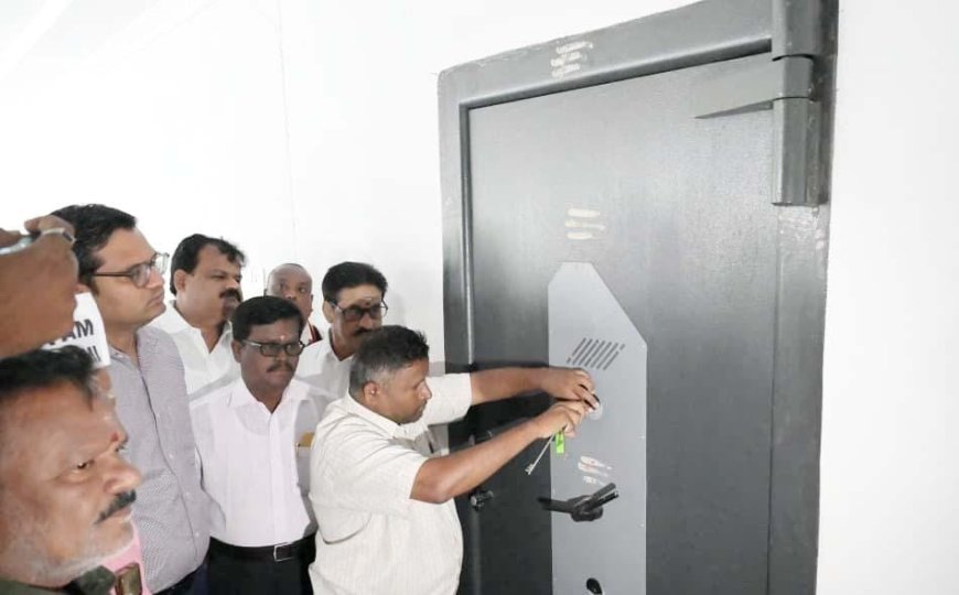 திருச்சியில் 16,726 மின்னணு வாக்குப்பதிவு இயந்திரங்கள் ஆய்வு