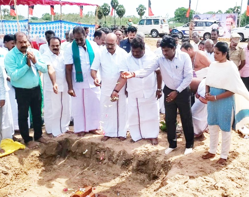 எடப்பாடி பழனிசாமி வெல்லம் வியாபாரத்தை கூட ஒழுங்காக செய்யவில்லை-அமைச்சர் எஸ்.எஸ்.சிவசங்கர் காட்டம்