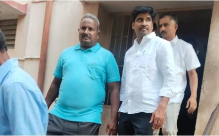 கரூர் தவெக மாவட்ட செயலாளர் மதியழகனை 2 நாள் கஸ்டடி எடுத்தது எஸ்ஐடி