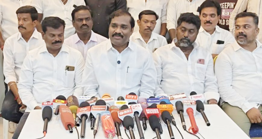 அரசு அதிகாரிகள் விஜய்க்கு ஆதரவாக செயல்படுகின்றனர்-வேல்முருகன்
