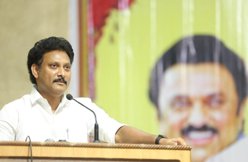 முதலில் நாம் மனிதர்கள்- அழுகையை விமர்ச்சித்தவர்களுக்கு அமைச்சர் அன்பில் மகேஸ் பதிலடி