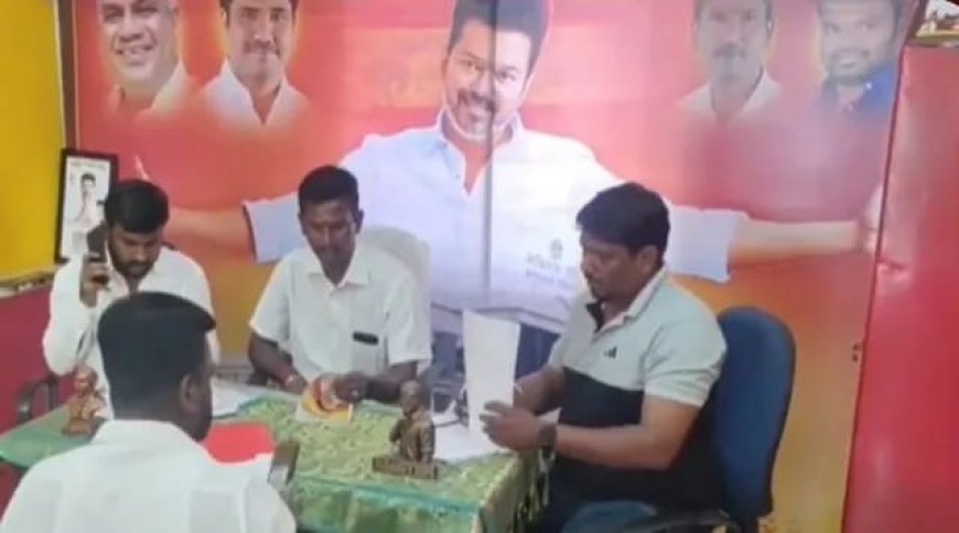 கரூரில் 33 நாட்களுக்கு பிறகு மாவட்ட அலுவலகத்தை திறந்த தவெக