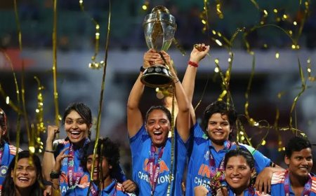 தென் ஆப்பிரிக்காவை வீழ்த்தி சாம்பியன் பட்டம் வென்றது இந்திய மகளிர் கிரிக்கெட் அணி