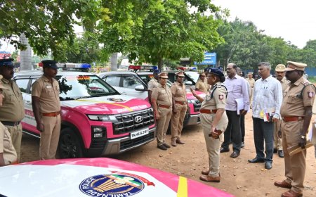 திருச்சியில் பெண்கள் பாதுகாப்புக்காக இளஞ்சிவப்பு ரோந்து வாகனங்கள்- காவல் ஆணையர் ந.காமினி