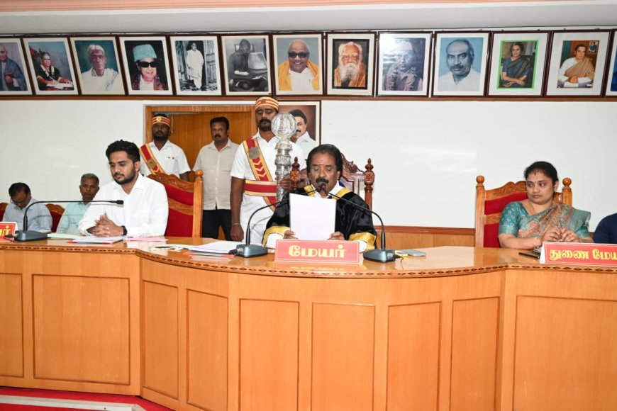 திருச்சி மாநகராட்சி மாமன்ற கூட்டம்:  பாதியில் வெளியேறிய நேருவின் ஆதரவு கவுன்சிலரால் பரபரப்பு
