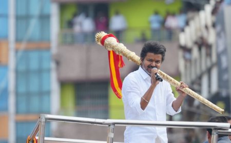 கரூர் கூட்ட நெரிசல் வழக்கு: நேரில் ஆஜராக விஜய்க்கு சிபிஐ நோட்டீஸ்