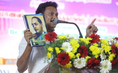 மாணவர்கள் அண்ணல் அம்பேத்கரின் சுய புத்தகத்தை படிக்க வேண்டும்-அமைச்சர் அன்பில் மகேஷ் பொய்யாமொழி