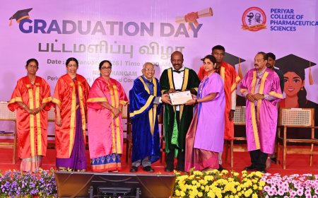 மருத்துவத்துறையில் 17 ஆயிரத்து 780 புதிய வேலைவாய்ப்புகள்- பெரியார் மருந்தியல் கல்லூரியில் மா.செ. சுப்பிரமணி 