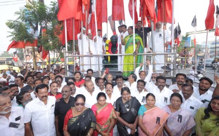 விஜய் திருக்குறள் கூறியது அவர்கள் தோழர்களை உற்சாகப்படுத்தத்தான் -  அமைச்சர் அன்பில் மகேஸ் பொய்யாமொழி