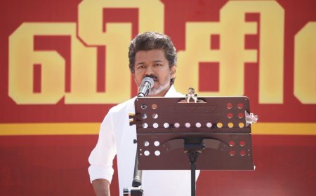 மக்களை விரும்பும் விஜய் வேண்டுமா? மக்கள் விரோத ஆட்சி நடத்தும் ஸ்டாலின் வேண்டுமா?- சேலத்தில் விஜய்