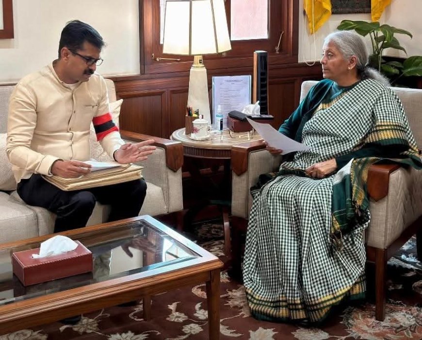 ஒன்றிய அமைச்சர் நிர்மலா சீதாராமனை சந்தித்த திருச்சி எம்பி துரை வைகோ