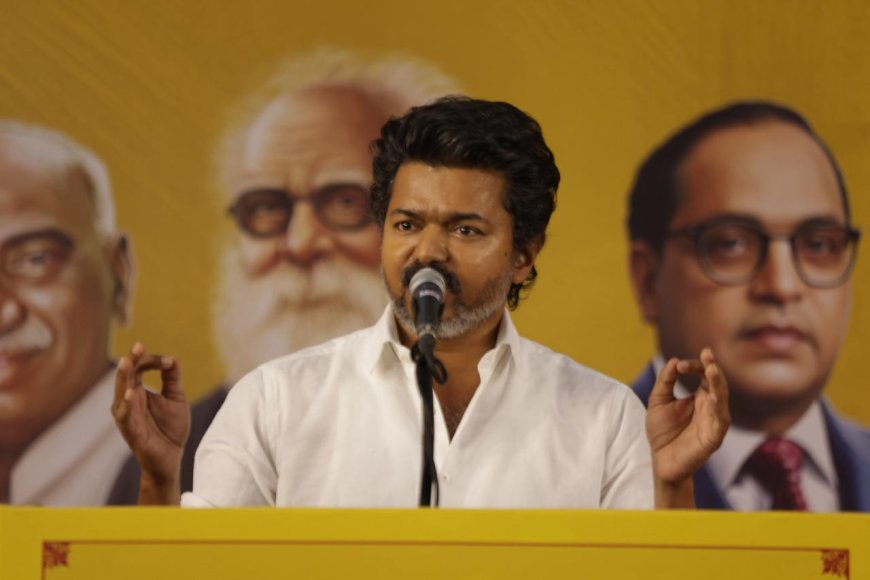 வீதிக்கு வீதி மட்டுமில்லாமல், வீட்டுக்கு வீடு ஒலிக்கும் விசில் சத்தம் ஏதிரொலி கோடைக் காலச் சிறப்புத் தொகை ரூ.2000 - விஜய் விமர்சனம்