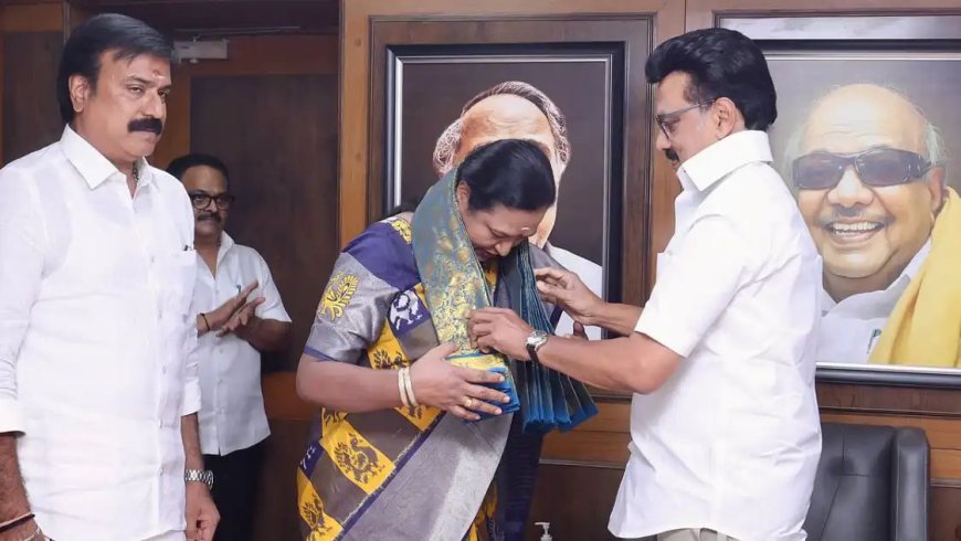 திமுகவுடன் கைகோர்த்த தேமுதிக ; கருப்பு சிவப்பைக் கொடியில் தாங்கியிருக்கும் தங்களது நல்வரவு - நல்லுறவு தொடர்ந்து தமிழ்நாட்டின் உயர்வுக்குப் பங்களிக்கட்டும்! - ஸ்டாலின் பெருமிதம் 