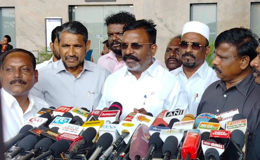 ஓபிஎஸ் திமுகவில் இணைந்தால் வரவேற்பேன்; திருச்சி விமான நிலையத்தில் திருமாவளவன்