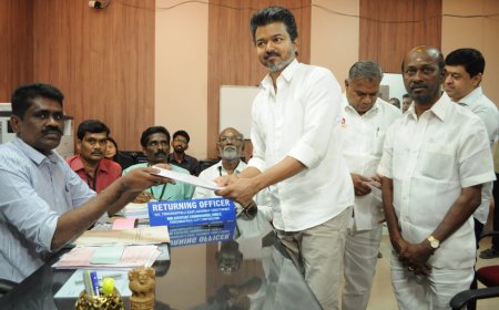 நல்ல நேரத்திற்காக காத்திருந்த விஜய்