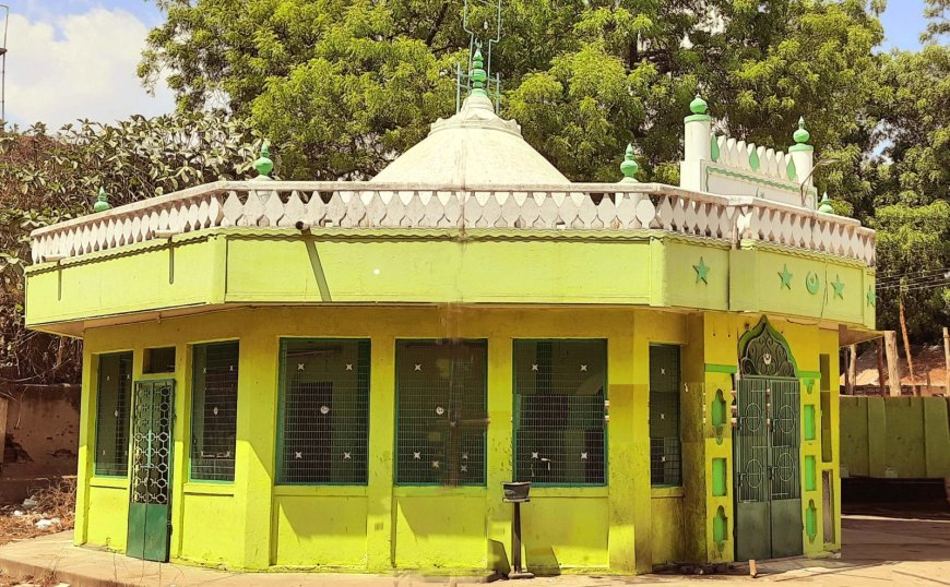 லால்குடியில் நாளை ஹஸ்ரத் ருஸ்தும் ஷஹீத் அவுலியா தர்கா சந்தனக்கூடு ஊர்வலம்