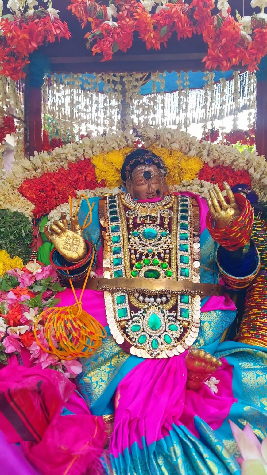 மலைக்கோட்டை தாயுமான சுவாமி கோவிலில் தாயாக மாறி பிரசவம் பார்த்த இறைவன்; ஏராளமான கர்ப்பிணிகள் பங்கேற்பு