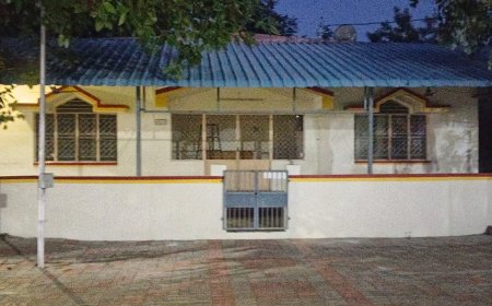 தவெக கட்சி அலுவலகமாக மாறும் திருவெறும்பூர் சட்டமன்ற அலுவலகம்; சமூக ஆர்வலர்கள் கொந்தளிப்பு  