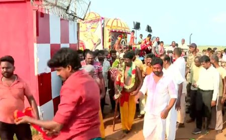 திருச்சி விமான நிலைய ஓடுதளத்தில் பழமை மாறாமல் கோலாகலமாக நடைபெற்ற தேரோட்டம்; ஆயிரக்கணக்கானோர் பங்கேற்பு  