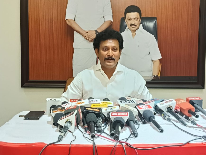மும்மொழிக் கொள்கைக்கு இடமே இல்லை" - பி.எம் ஸ்ரீ திட்டத்தின் பின்னணியை விளக்கிய அன்பில் மகேஷ்