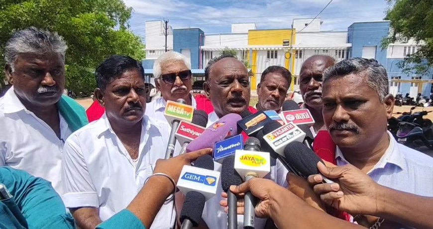 தேர்தல் வாக்குறுதியினை நிறைவேற்றுக: ஆட்சியர் அலுவலகம் முன்பு விவசாயிகள் போராட்டம் 