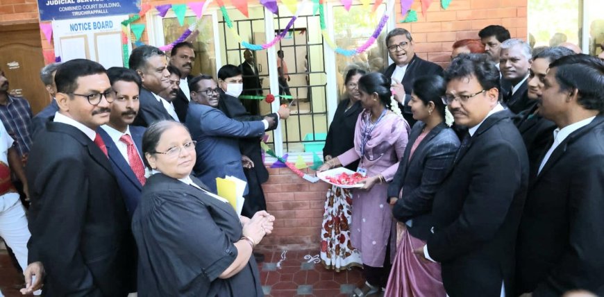 நீதிமன்ற வளாகத்தில் வழக்கு தாக்கல் நகல் பிரிவு தொடக்கம்; முதன்மை மாவட்ட நீதிபதி கிறிஸ்டோபர் தொடங்கி வைப்பு 