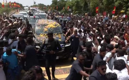 தமிழக முதல்வர் திருச்சி வழியாக கரூர் சென்றடைந்தார் ; வழி நெடுகிலும் உற்சாக வரவேற்பு 