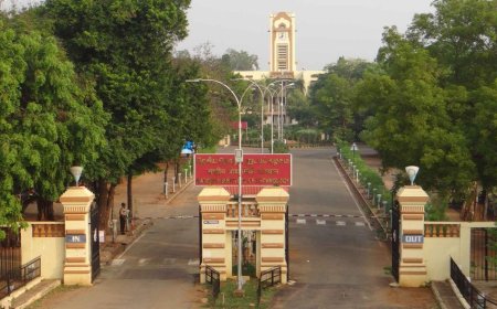 பேராசிரியையுடன் நெருக்கம்; ஆதாரங்களை கணவருக்கு அனுப்பிய என்​ஐடி பேராசிரியர் கைது