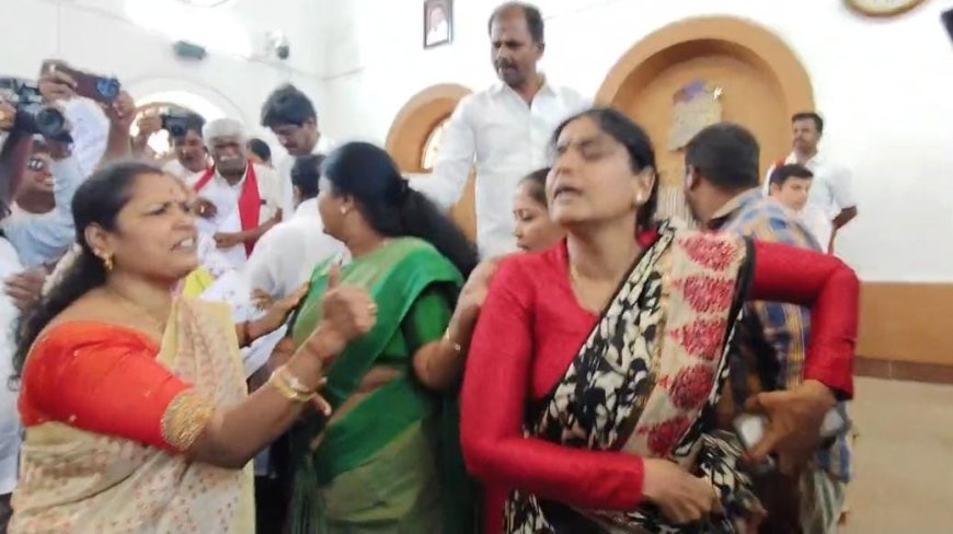 கோவை மாமன்ற கூட்டத்தில் காங்கிரஸ் அமளி; 5 கவுன்சிலர்கள் சஸ்பெண்ட்  