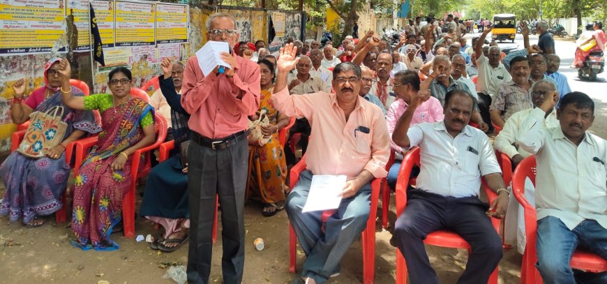 காசில்லா மருத்துவ சிகிச்சையை உறுதிப்படுத்தக்கோரி தமிழ்நாடு அரசு அனைத்துத் துறை ஓய்வூதியர்கள் ஆர்ப்பாட்டம்