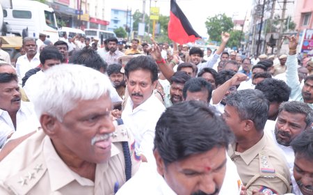 திருச்சியில் அன்பில் மகேஷ் பொய்யாமொழி கைது: வண்டலூரில் முன்னாள் அமைச்சர் கே என் நேரு, ஏவ வேலு தடுத்து நிறுத்தம் 