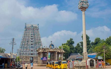 மன்னார்குடியில் தனியார் மருத்துவக்கல்லூரி; பெண் பேராசிரியர் முயற்சிக்கு அனுமதி?