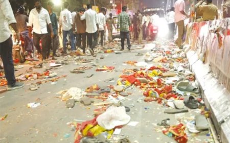 கரூர் விஜய் பிரசார கூட்டத்தில் இறந்த 41 பேருக்கு நாளை முதலாம் ஆண்டு நினைவஞ்சலி : முதல்வரை  எதிர்பார்த்து ஏமாந்த ரசிகர்கள்
