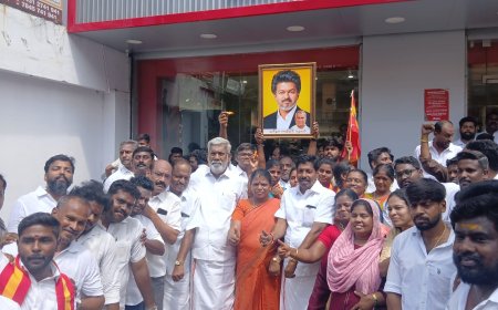 தாராபுரம் மற்றும் மதுராந்தகம் சட்டமன்ற தொகுதியில் நடைபெற்ற இடைத்தேர்தலில் தமிழக வெற்றிக் கழகம் பெற்ற மாபெரும் வெற்றியை கொண்டாட்டம்