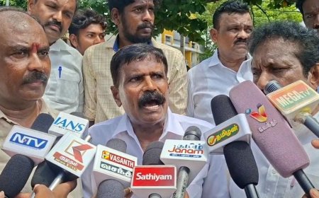 மணல் குவாரிகளை திறக்கக் கோரி திருச்சியில் பொதுப்பணித்துறை அலுவலகத்தை முற்றுகையிட்ட லாரி உரிமையாளர்கள்